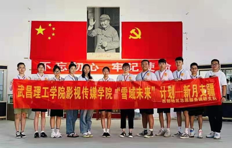 4115E21686BEBFAC755D76E54C025B06.jpg